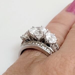 925 Sterling Silver Cubic Zirconia (CZ) Three-Stone Ring - Size 6 - Engagement